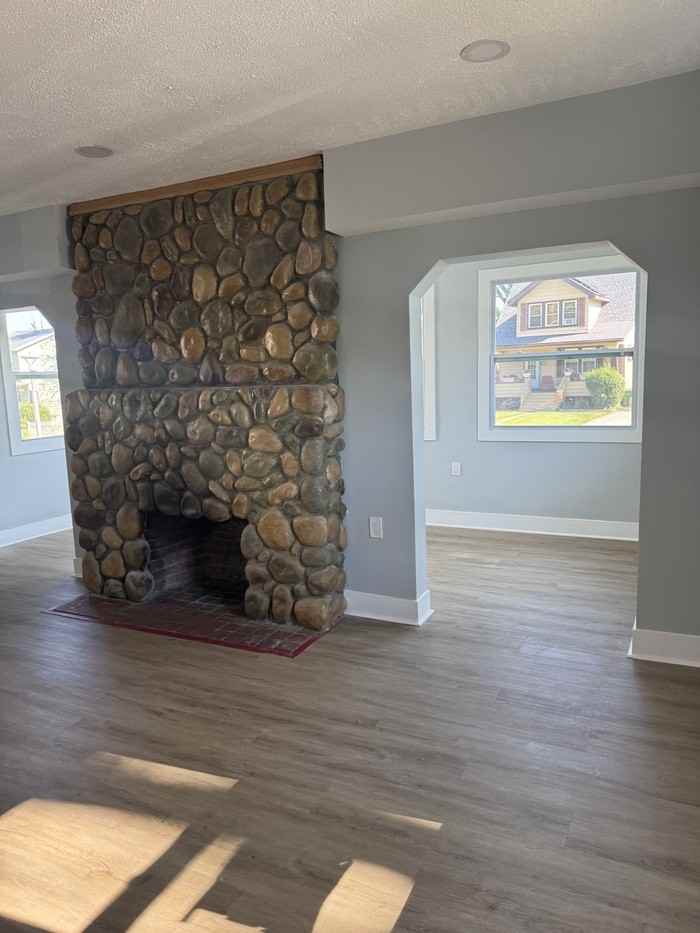 5599 Craig Ave - Photo 3 of 7