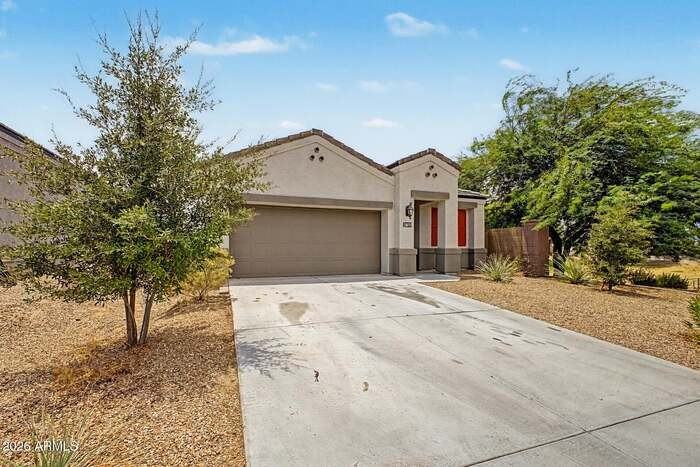 30777 W Picadilly Rd - Photo 2 of 27