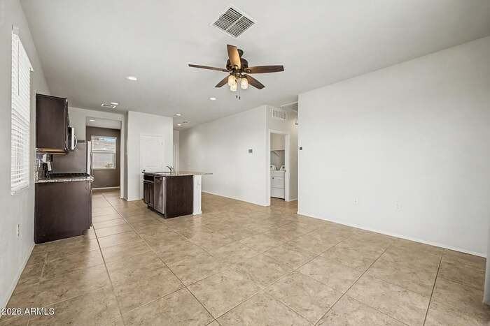 30777 W Picadilly Rd - Photo 7 of 27