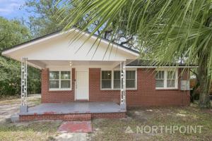 featured image of 1522 Winthrop St