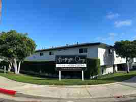 featured image of 2810 2810 -2820 Huntington St & 312 - 324 Clay Avenue