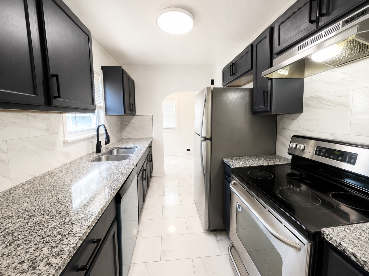 6425 Hagerwood Rd - Photo 5 of 18