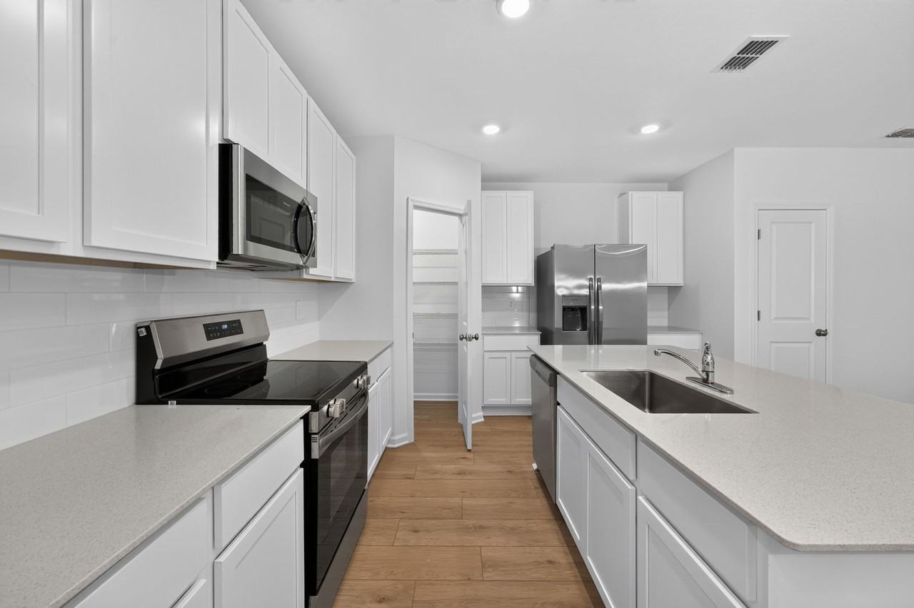 5156 Clay Whaley Rd - Photo 4 of 22