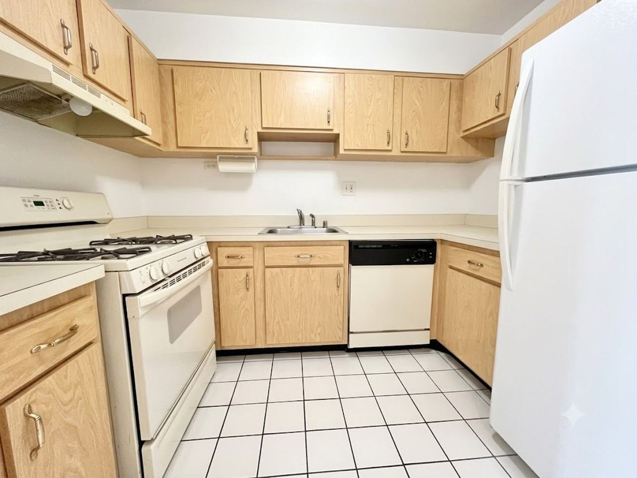 3801 Swann Rd - Photo 2 of 9