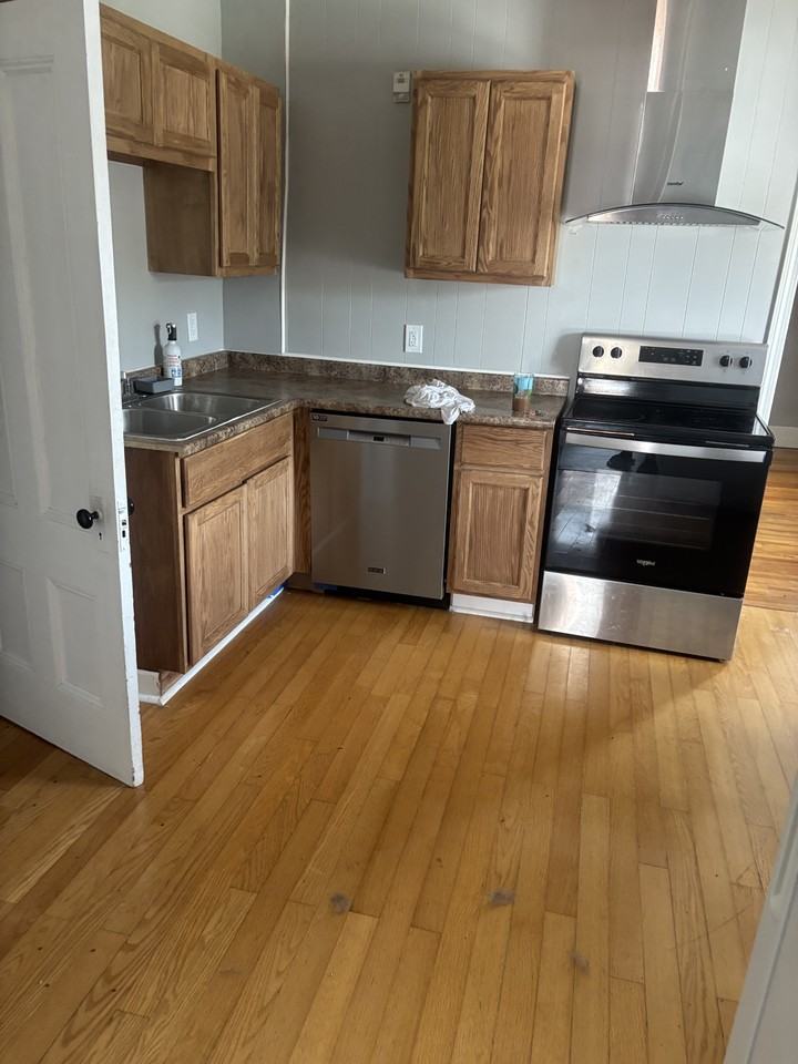 103 Main Street Manville #3 - Photo 4 of 9