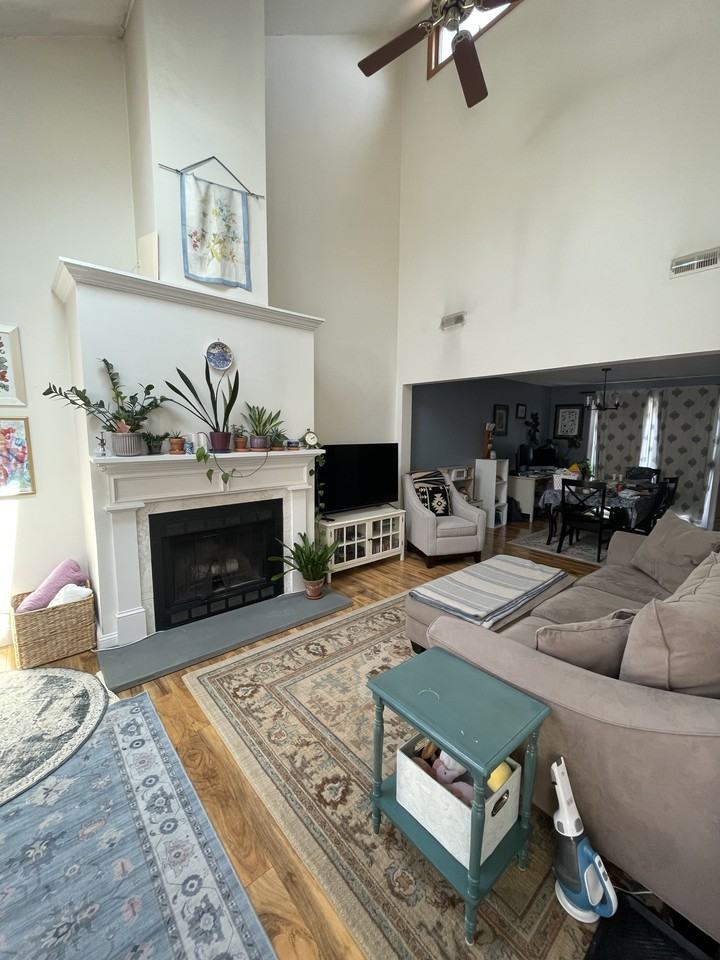 2514 Boston Post Rd #6R - Photo 2 of 20
