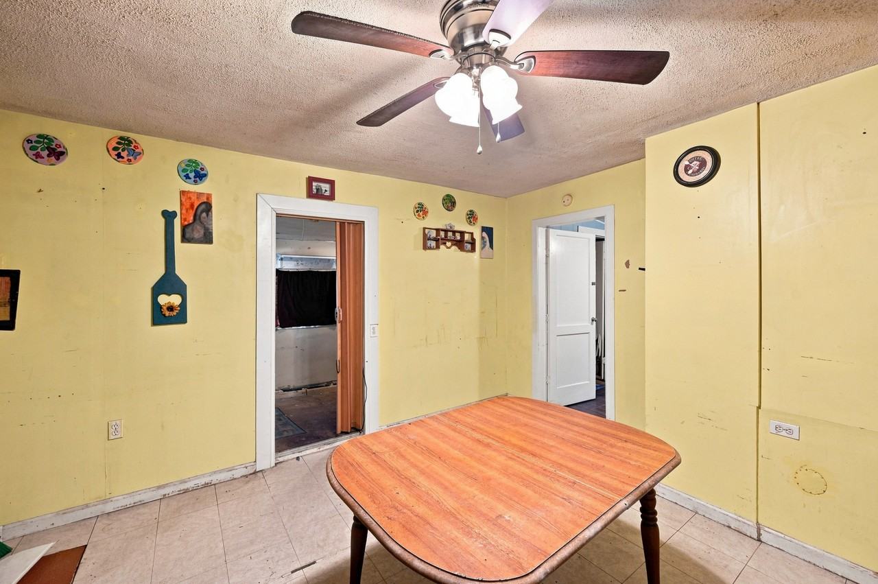 1404 Cody St #NA - Photo 5 of 21
