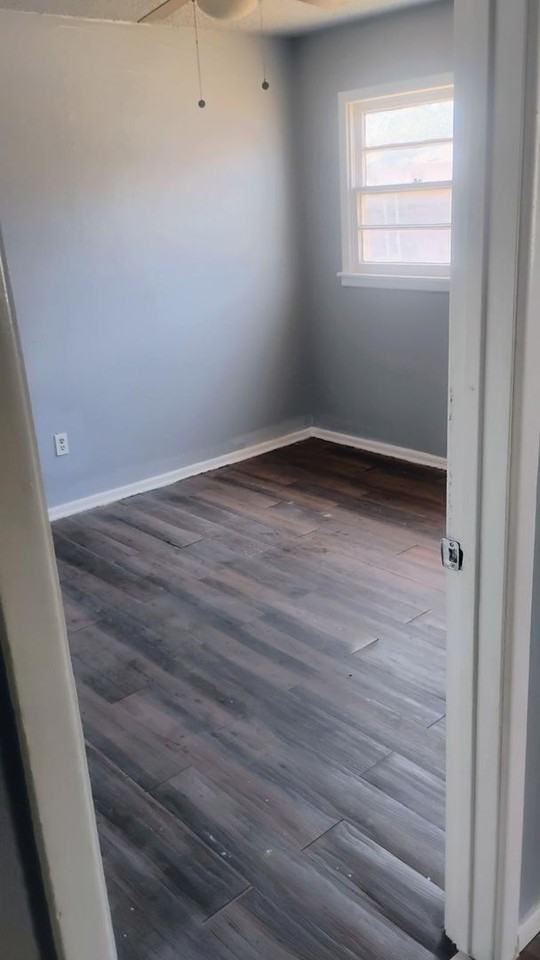 313 52nd St - Photo 6 of 9