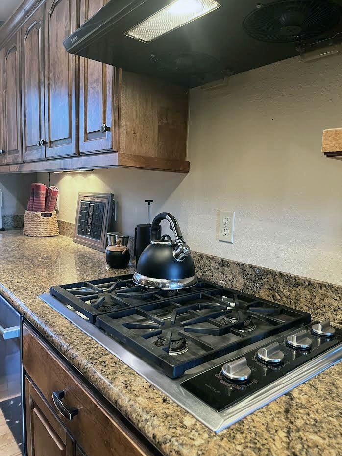 756 Michele Dr - Photo 6 of 18