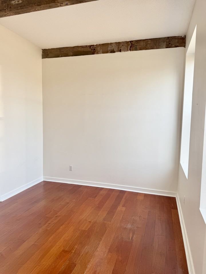 83 Washington St #2K - Photo 7 of 10
