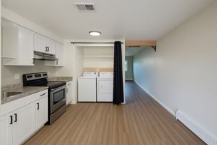 Lease Special - Photo 1 of 1