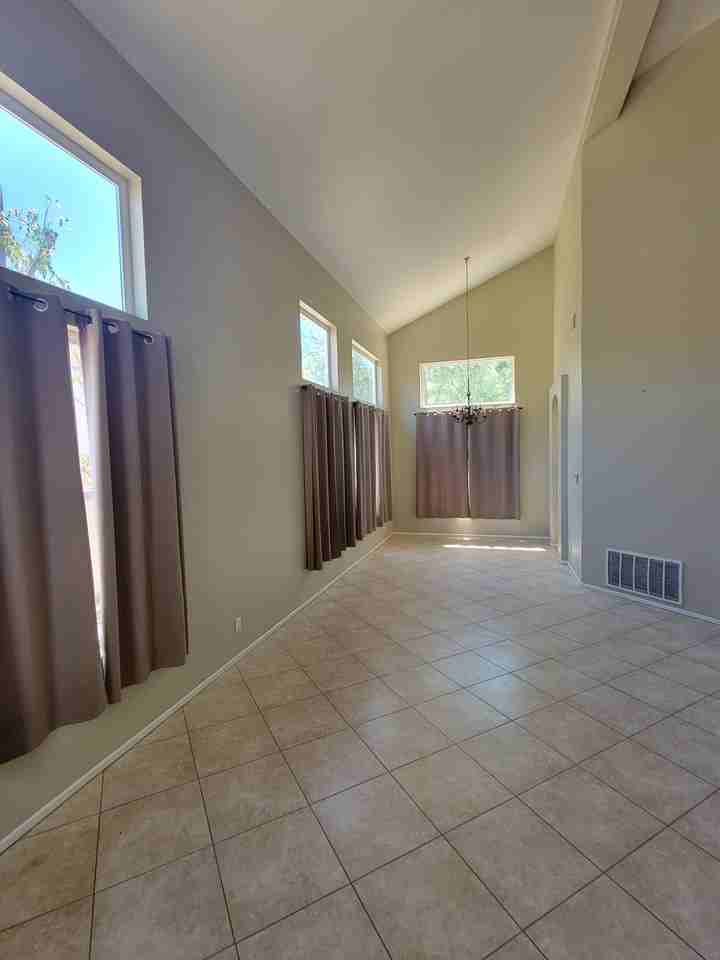23561 Bending Oak Ct #NA - Photo 5 of 16