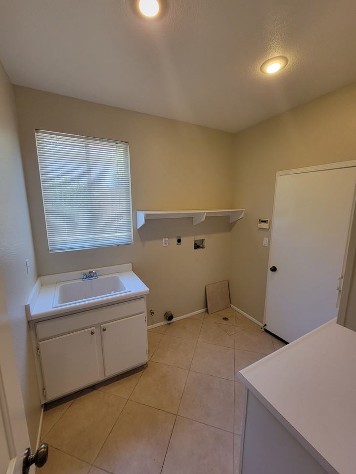 23561 Bending Oak Ct #NA - Photo 6 of 16