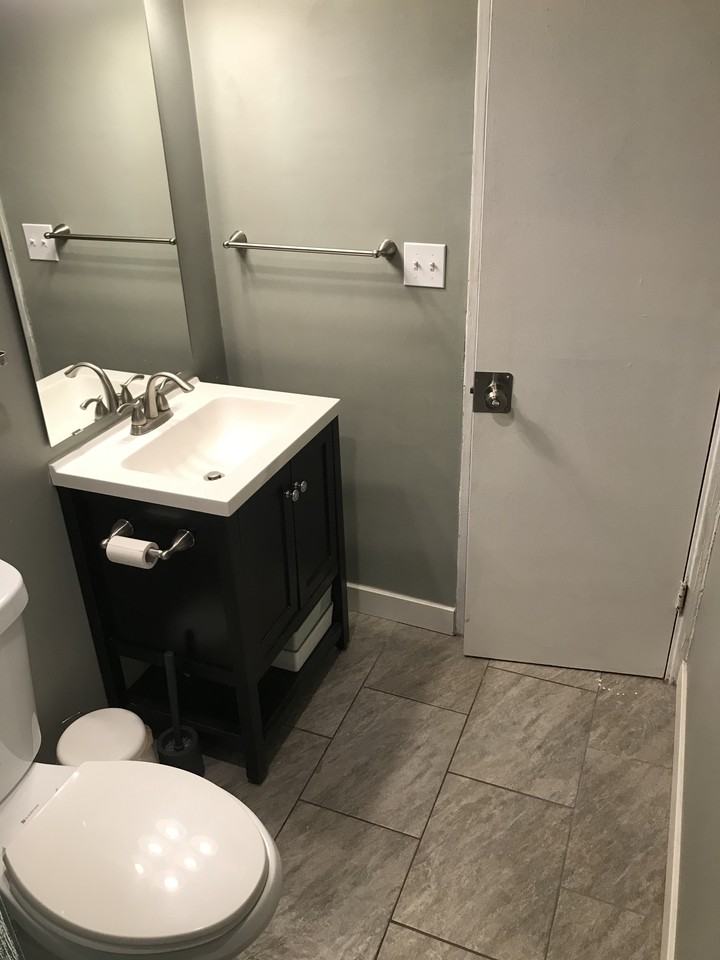 1121 Albion St #907 - Photo 7 of 26