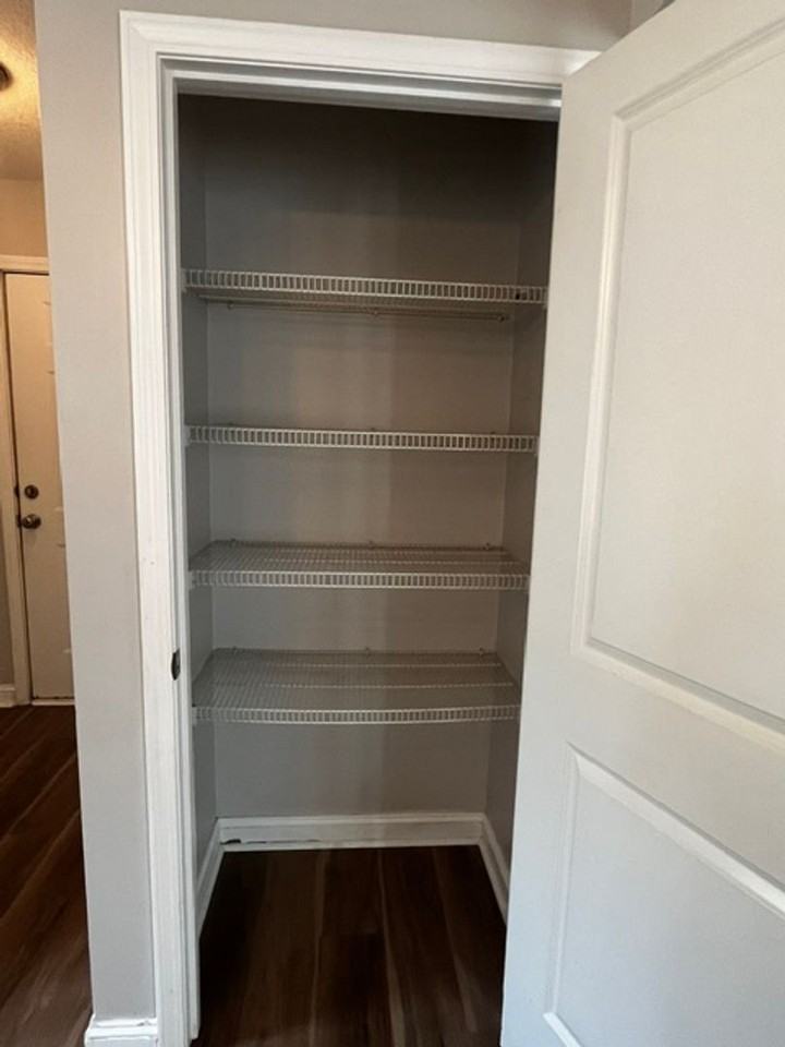1916 Palma Way - Photo 5 of 20