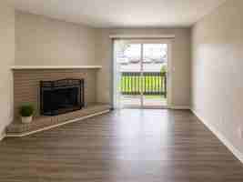 featured image of 130 N Ridge Dr