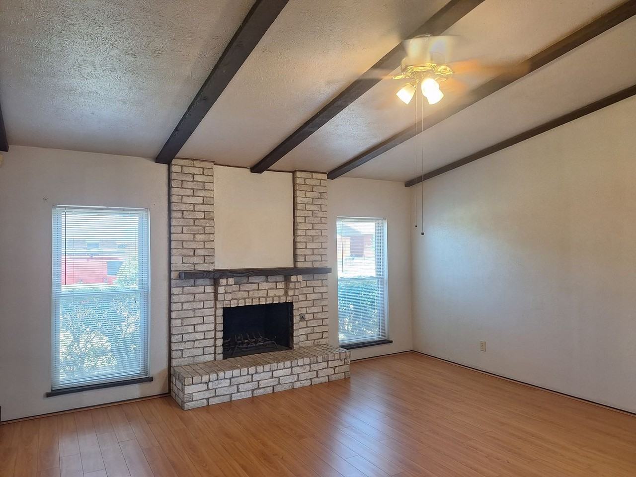 10238 White Elm Rd - Photo 3 of 26