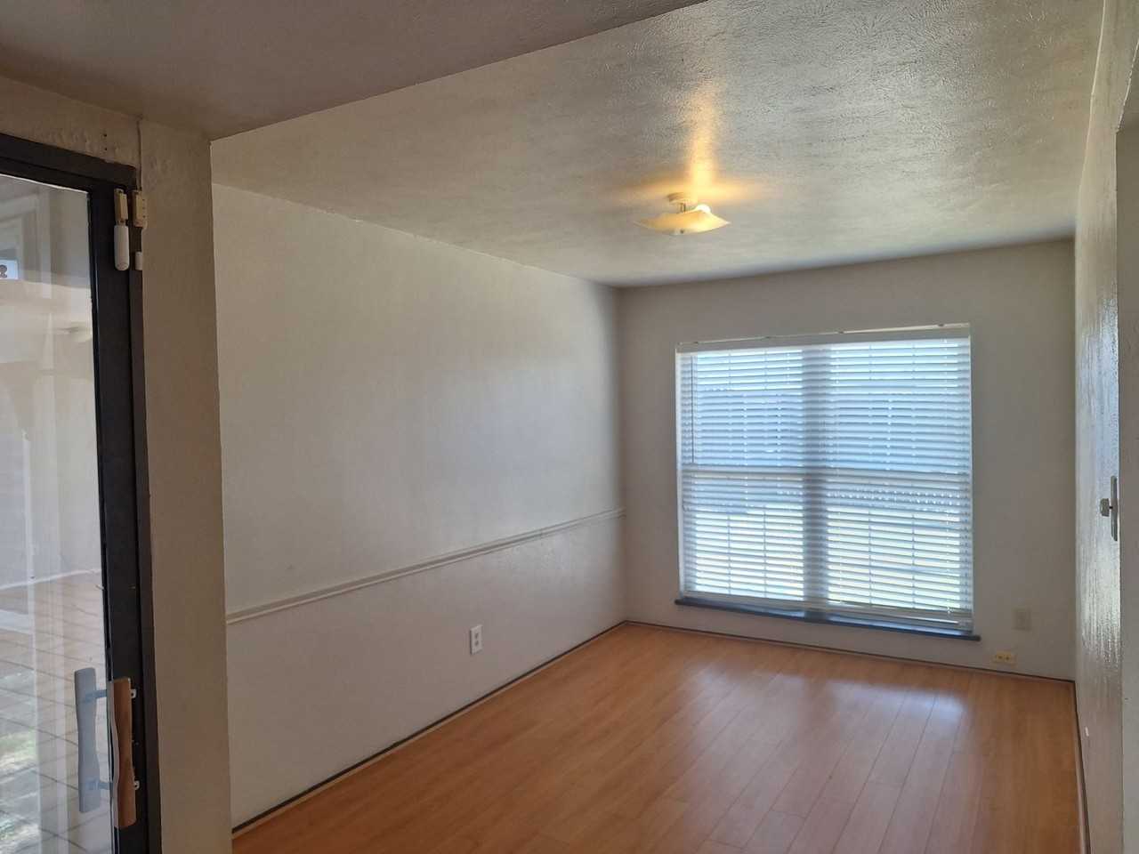 10238 White Elm Rd - Photo 6 of 26