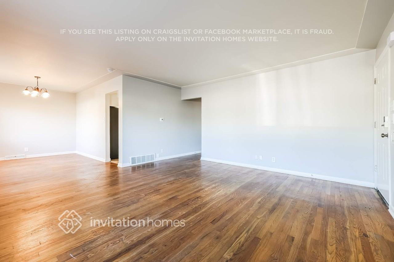 2040 Ironton St - Photo 6 of 18