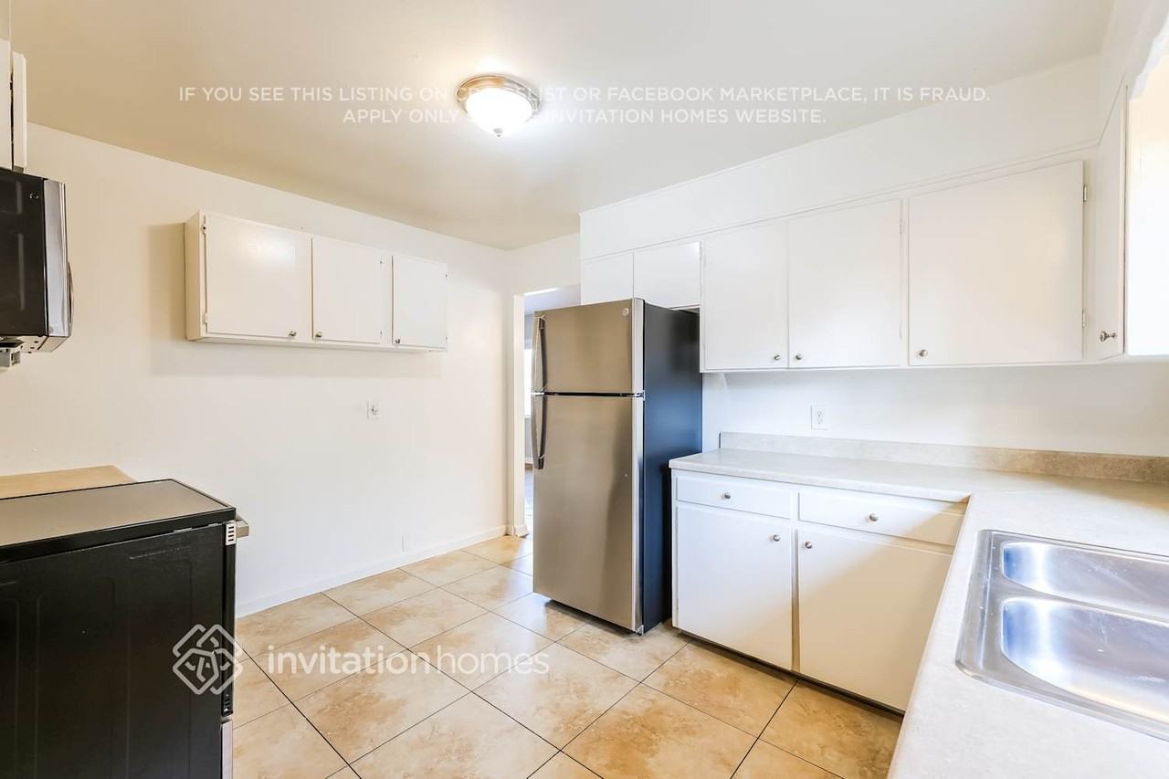 2040 Ironton St - Photo 7 of 18