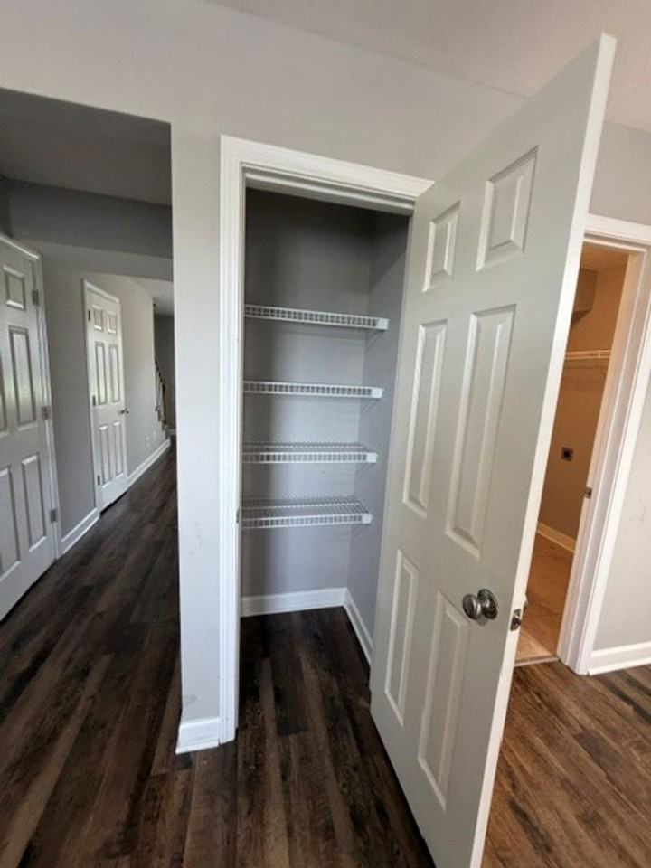 257 Audley Ave - Photo 4 of 12