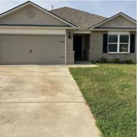 featured image of 441 Woodland Trl