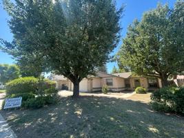 featured image of 6025 W Paradise Ave