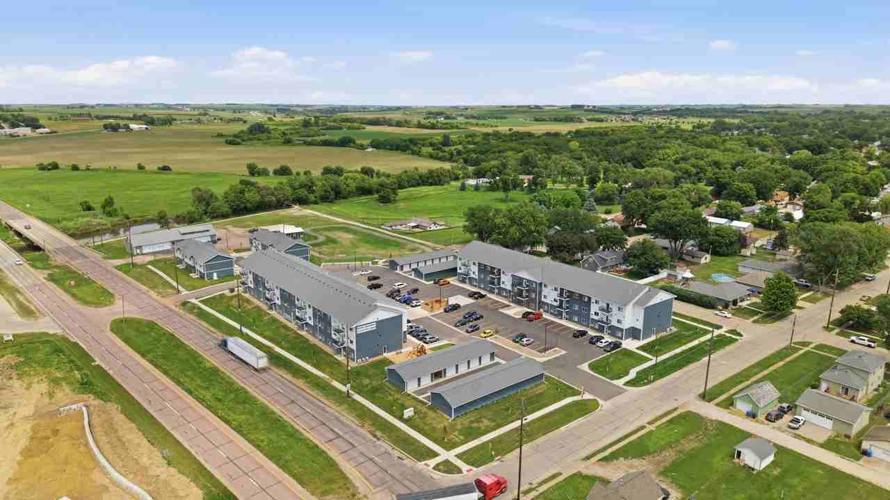 Overlook Apartments - Photo 2 of 50