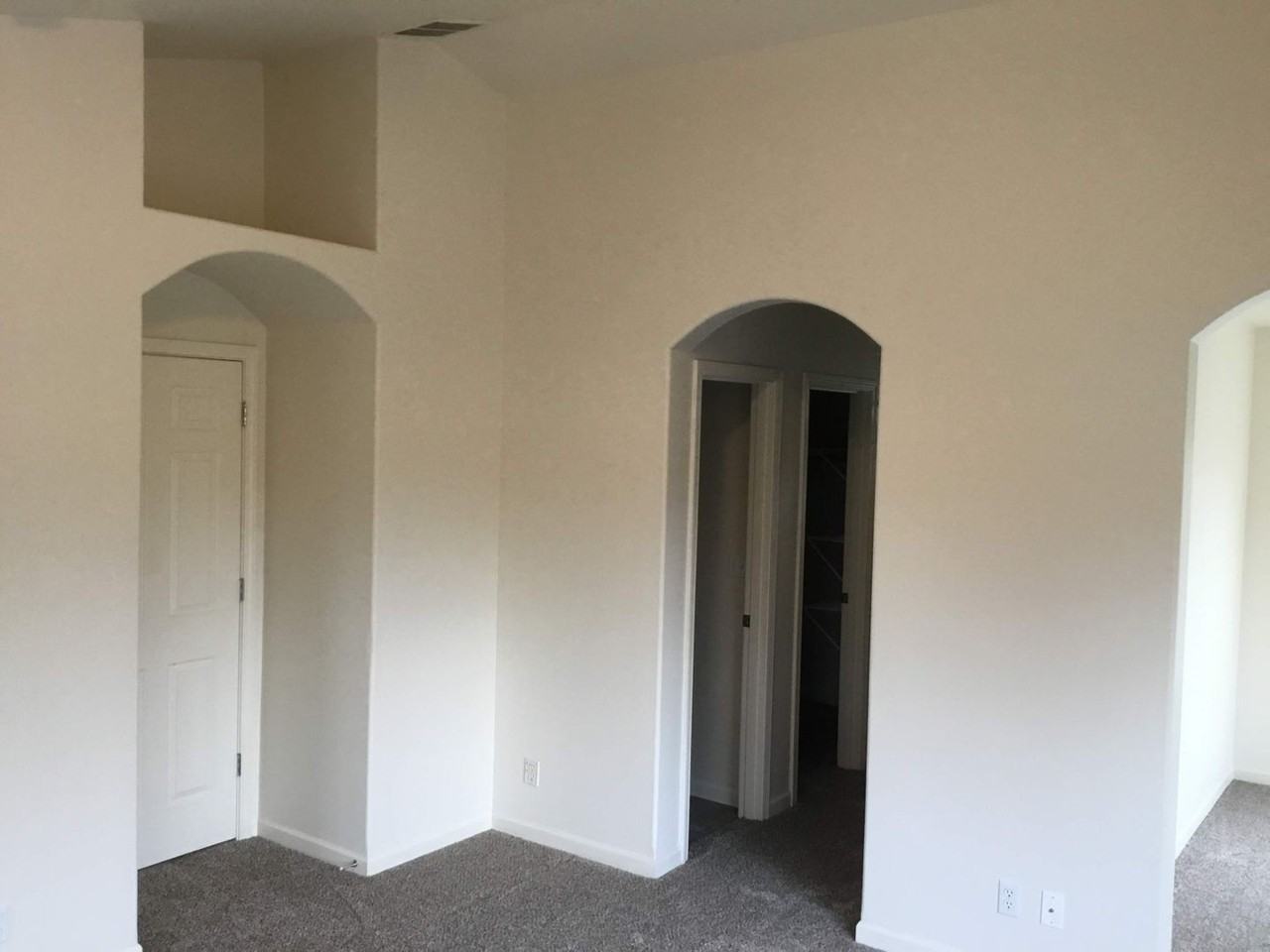 1698 Riley Ln - Photo 3 of 37