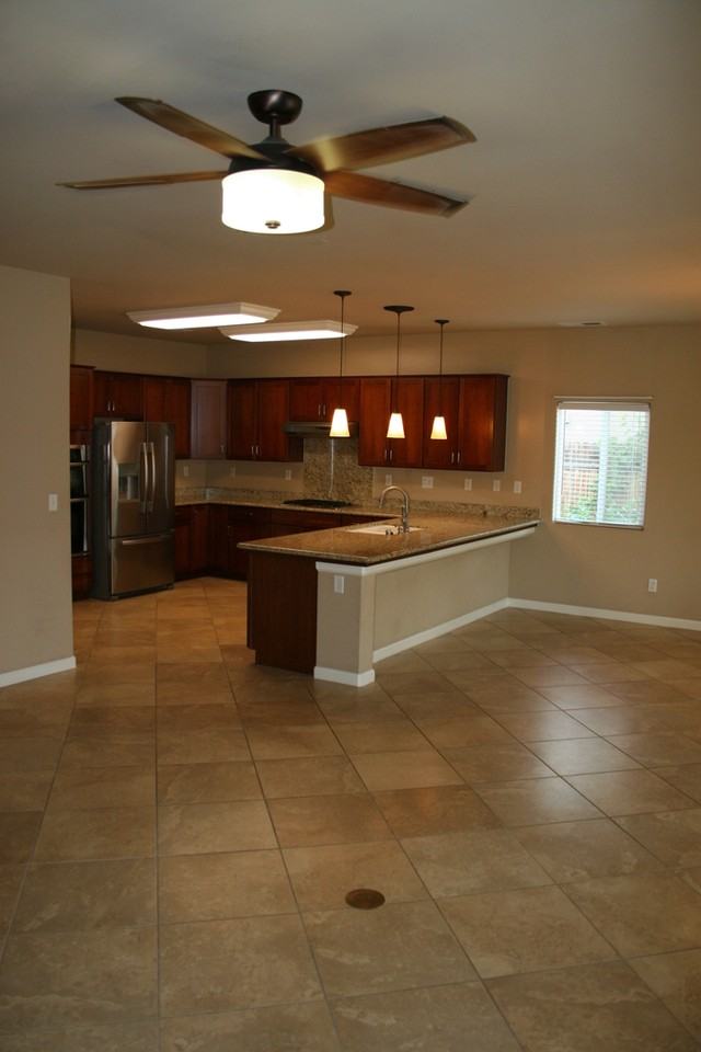 12606 Willowdale Dr - Photo 3 of 37