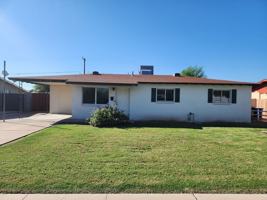 featured image of 1041 W Elna Rae St