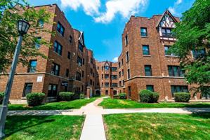 featured image of 317 W Calendar Ave