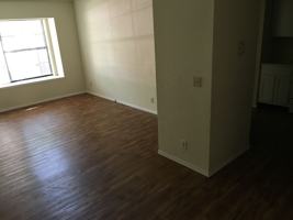 featured image of 915 W College St