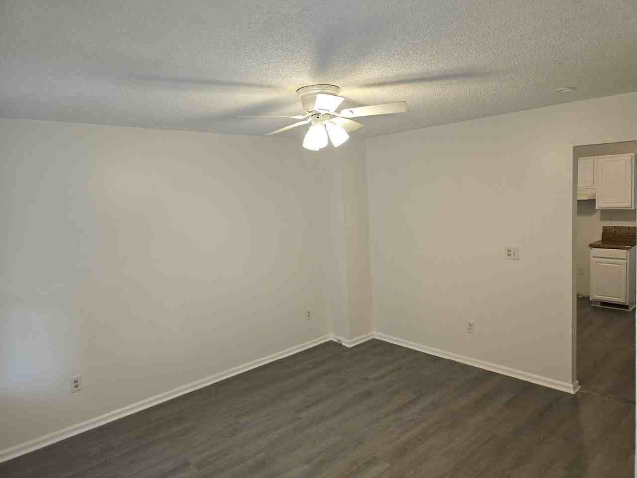 409 1st St - Photo 3 of 13