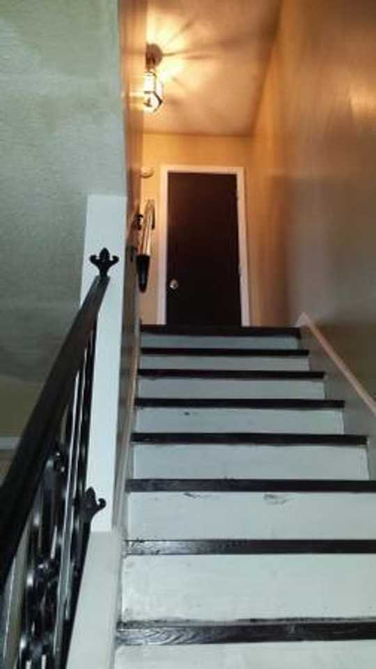 6219 E 127th St - Photo 2 of 7