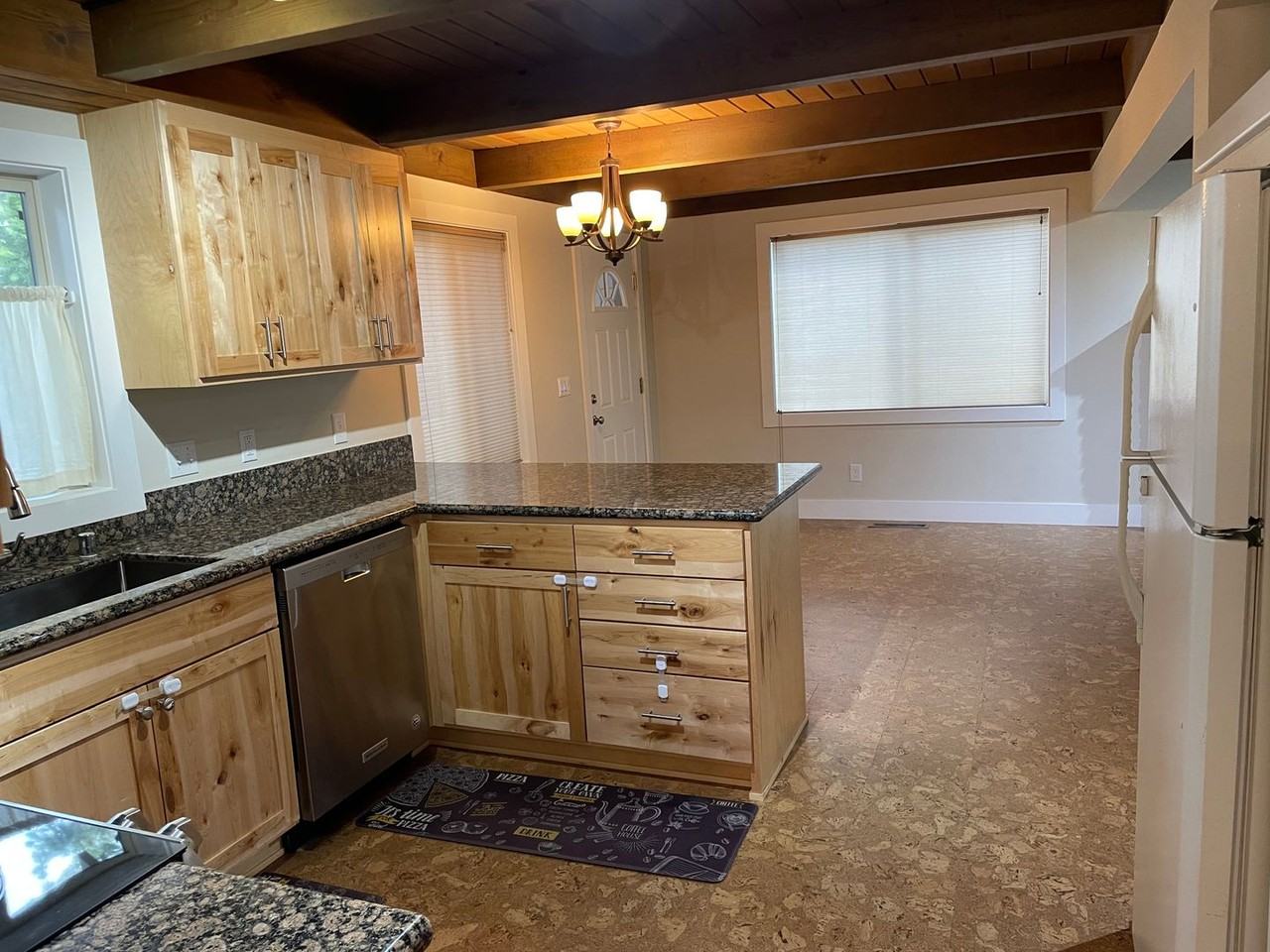 680 Taylor Way - Photo 4 of 16