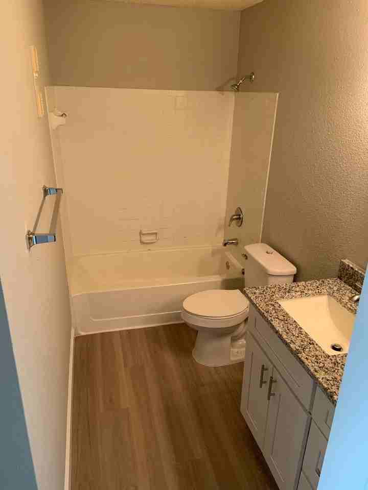 3716 Idlebrook Cir - Photo 7 of 21