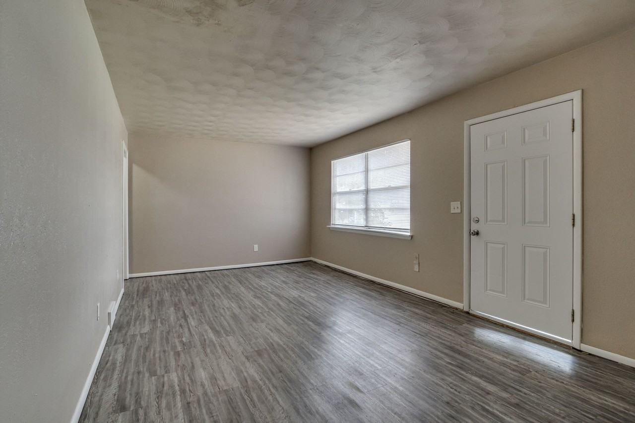3005 Sw 52nd Pl - Photo 6 of 43