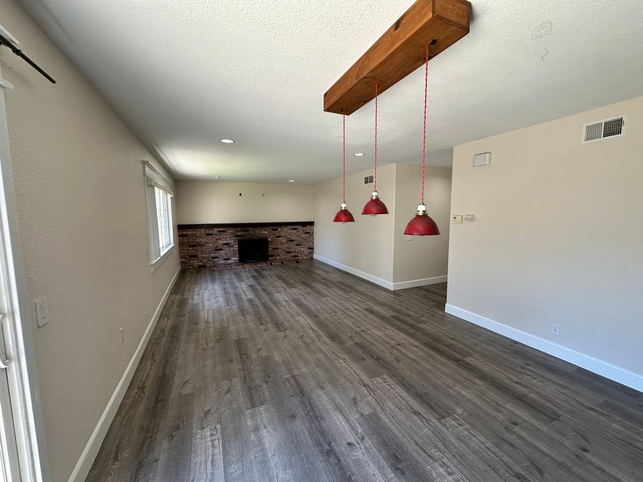 591 Fayette Cir - Photo 3 of 16