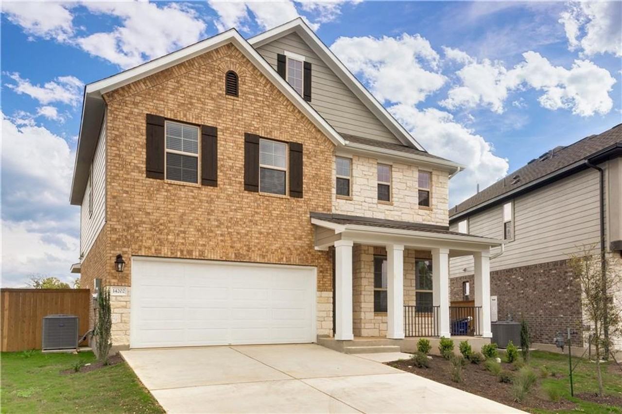 14202 Mccoy Loop - Photo 2 of 36