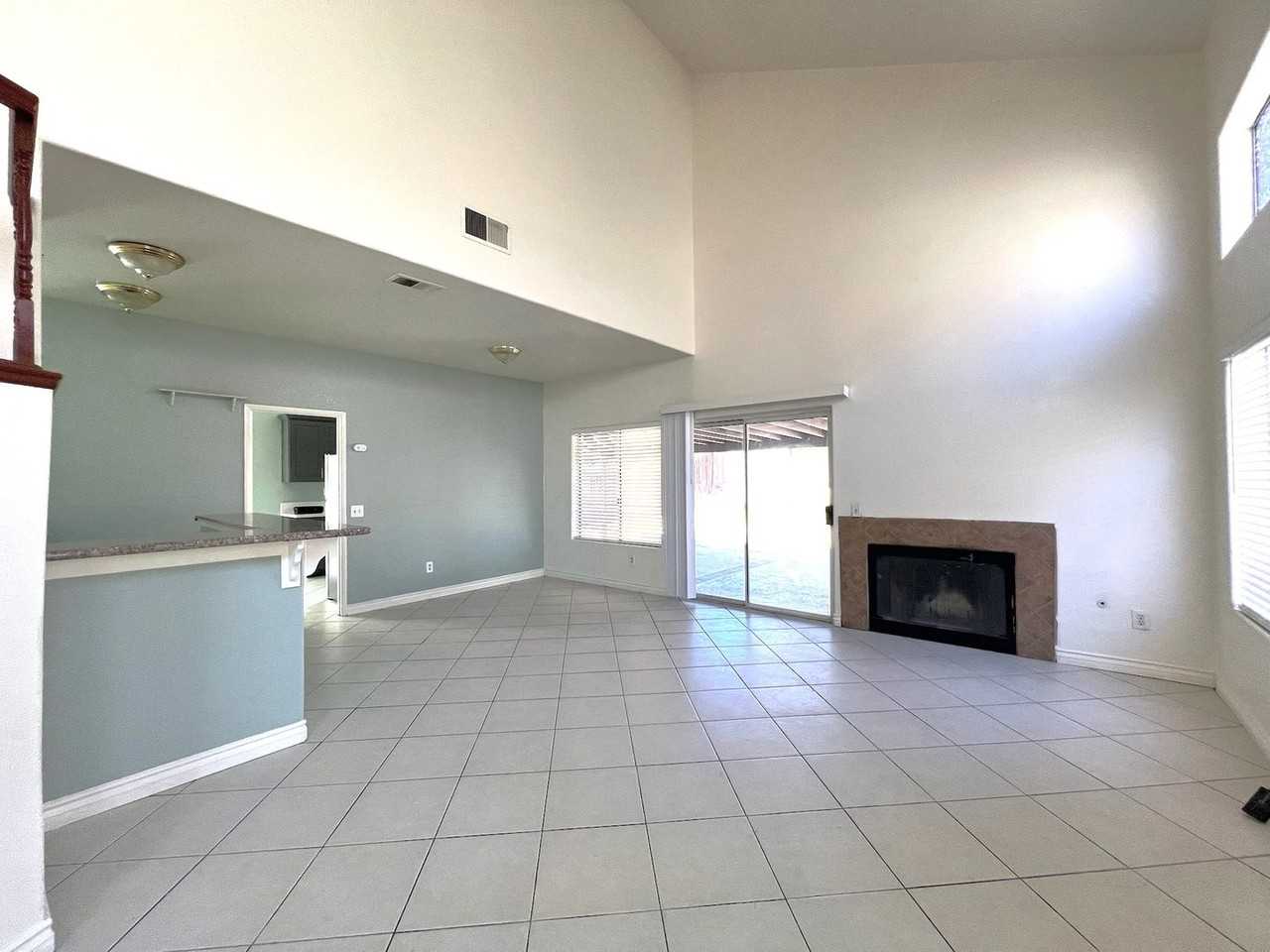16547 War Cloud Dr - Photo 2 of 37