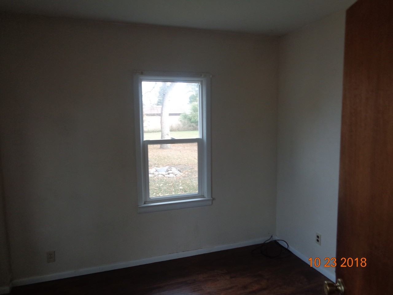 1331 Lake Elmo Dr - Photo 5 of 8