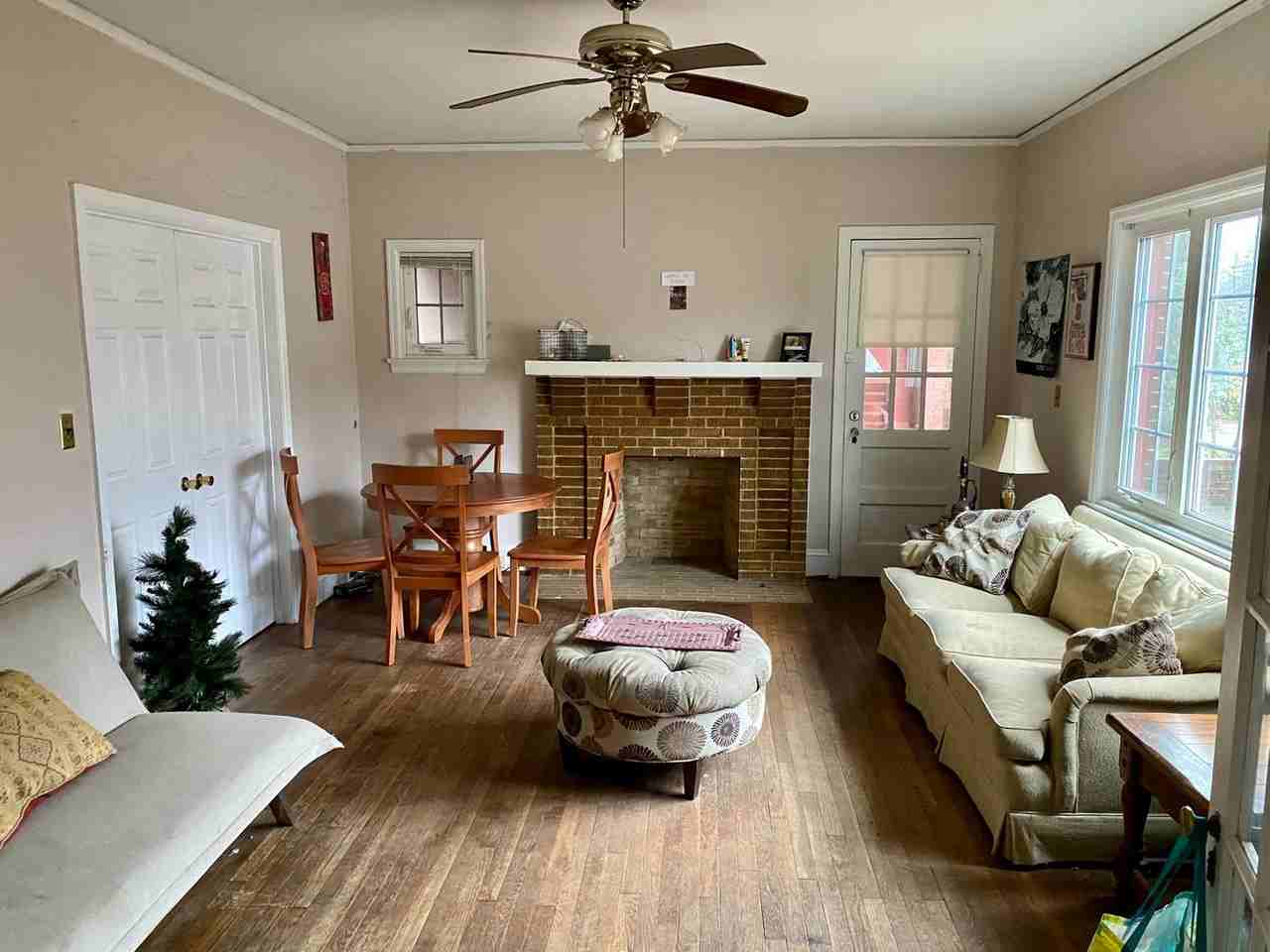 2505 Vanderbilt Ave - Photo 2 of 17