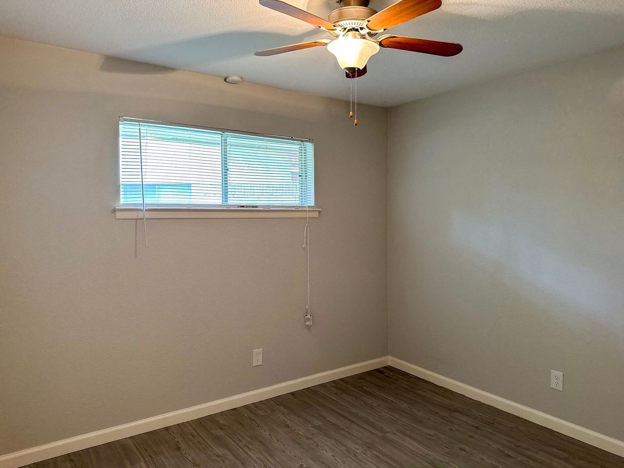 55031 Sandy Cir - Photo 7 of 37