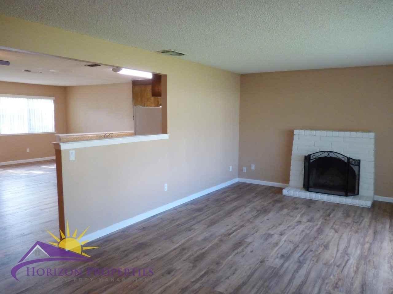 7928 Garry Oak Dr - Photo 7 of 32