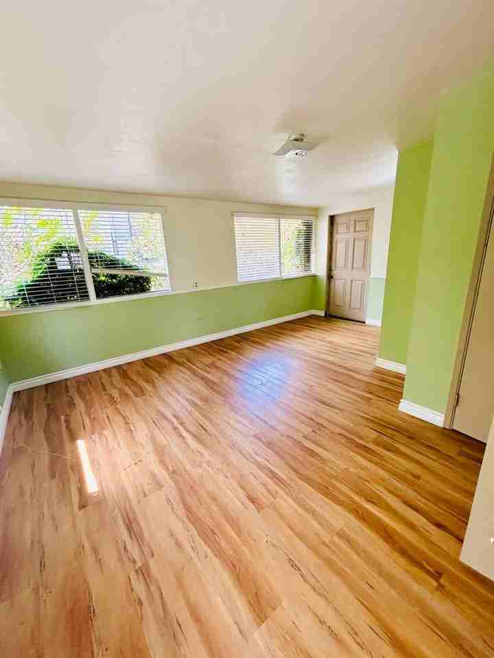 427 Palomar Ave - Photo 6 of 18