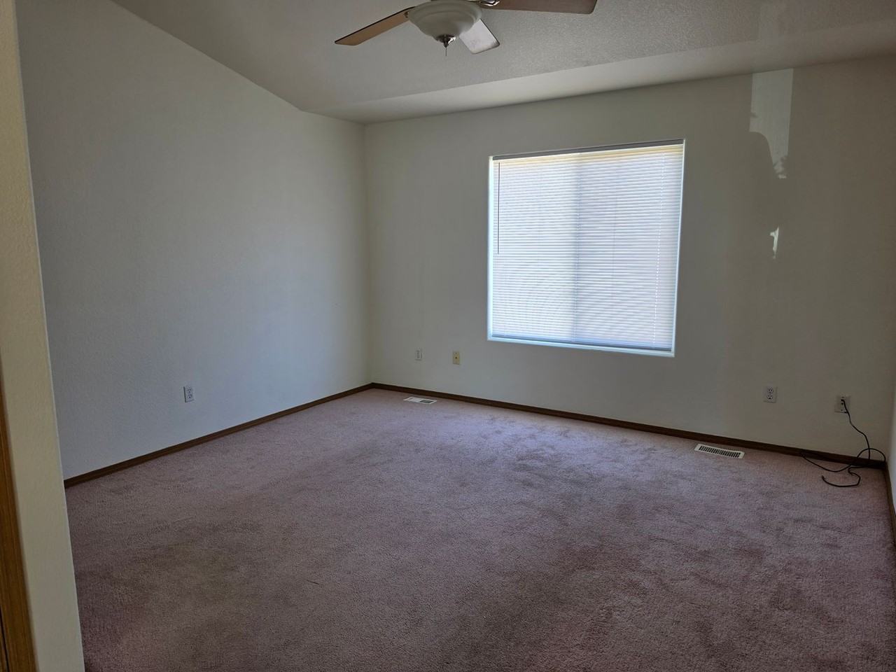 2302 South Dr - Photo 3 of 14