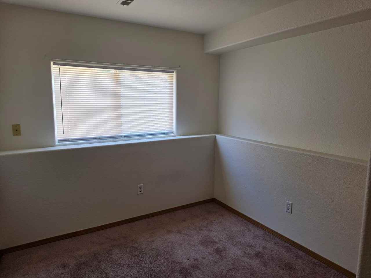 2302 South Dr - Photo 7 of 14