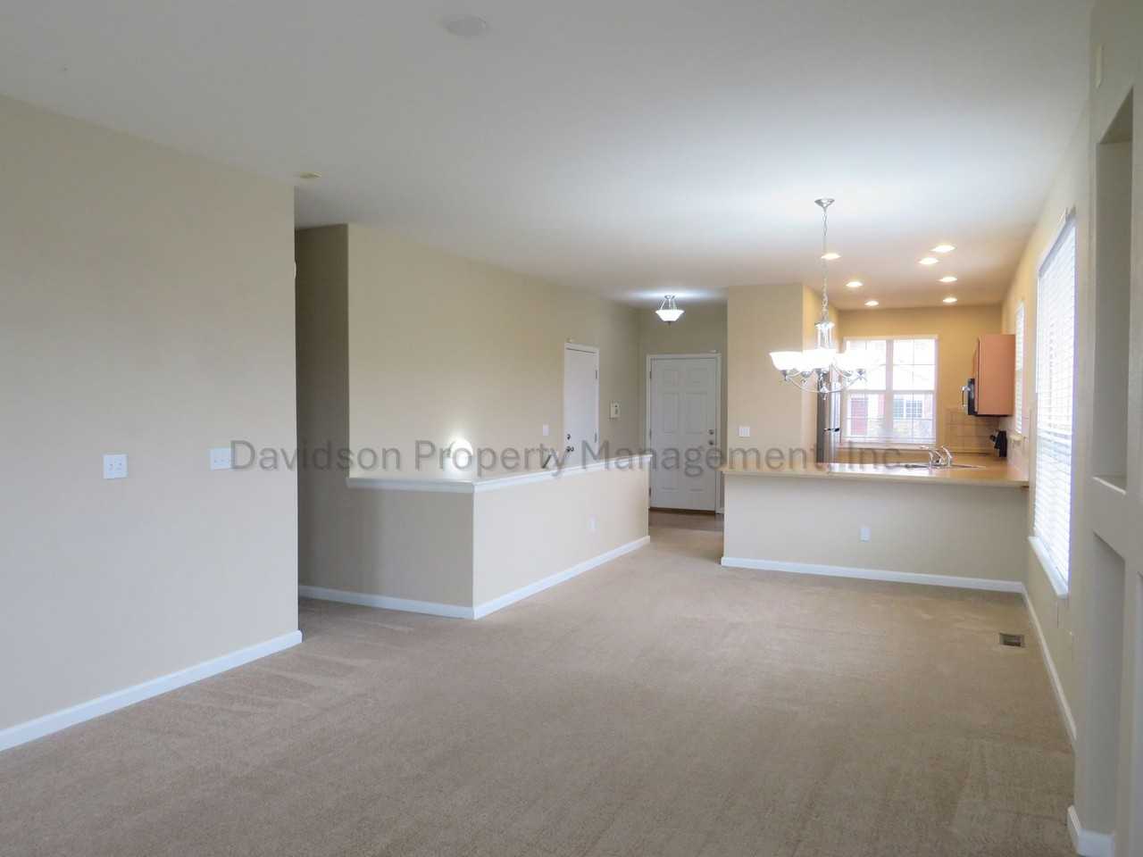 7641 Autumn Knoll Dr - Photo 6 of 13