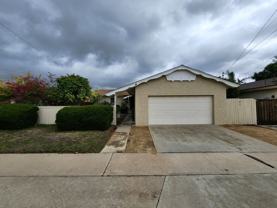 2609 Elyssee St - Photo 1 of 1